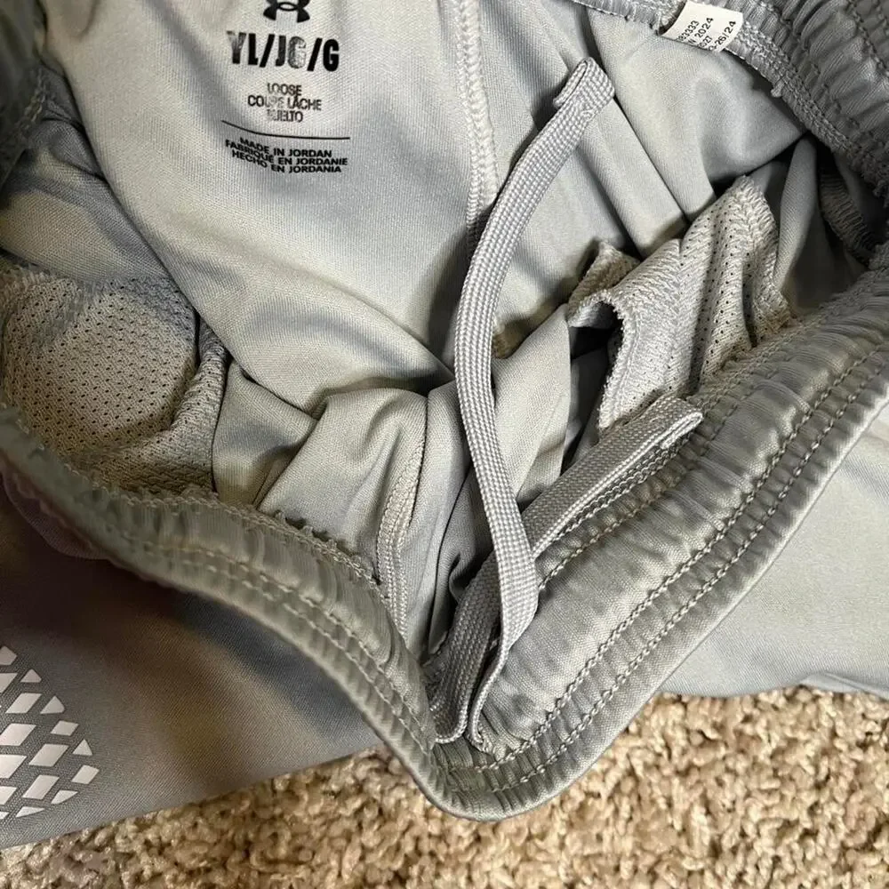 3 pair under armour gray
